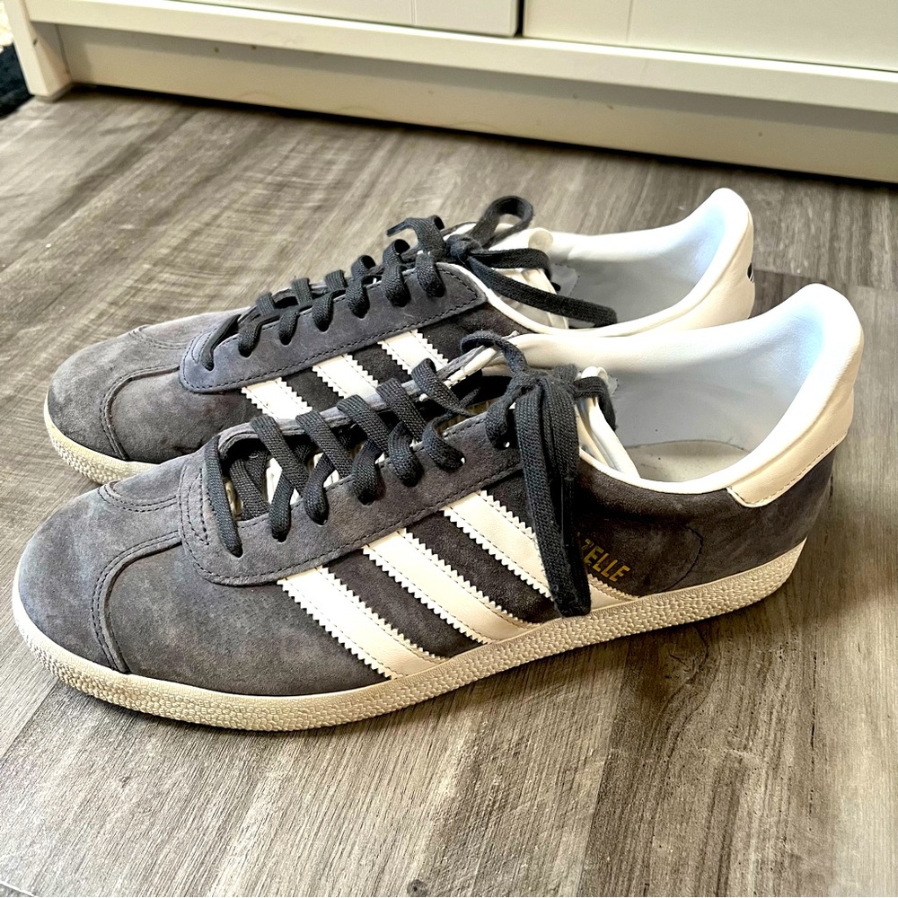 Adidas gazelle gray suede sneakers